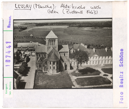 Vorschaubild Lessay: Ehemalige Abteikirche, Ansicht von Osten, Zustand 1963 